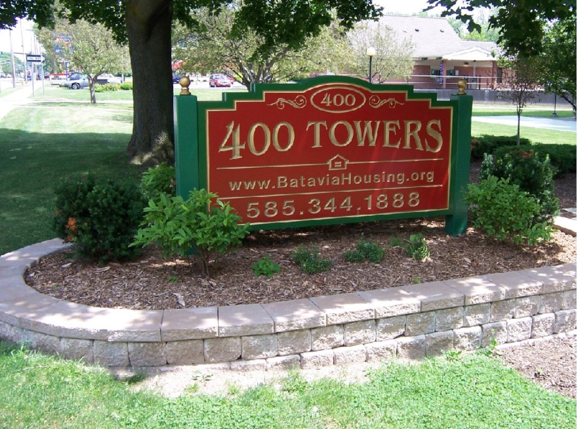 400 Towers - 400 E Main St