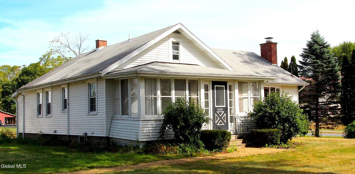 Primary Photo - 2415 W Old State Rd