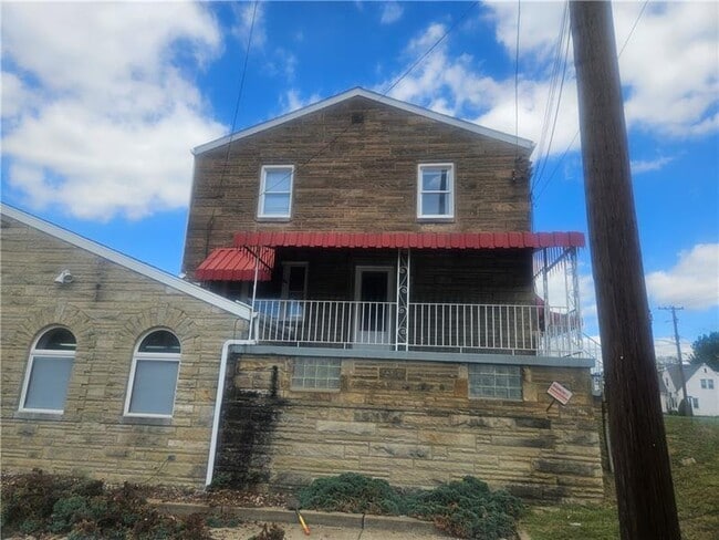 Building Photo - 2448 Mill St