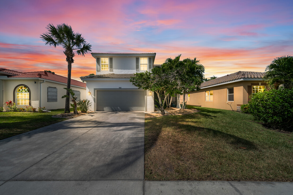 Foto principal - 2736 Blue Cypress Lake Ct