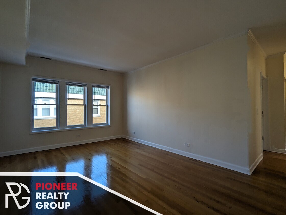 Foto principal - 4847 N Wolcott Ave
