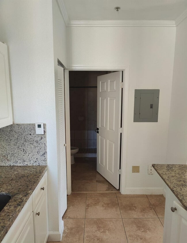 Foto del edificio - 629 SW 2nd St