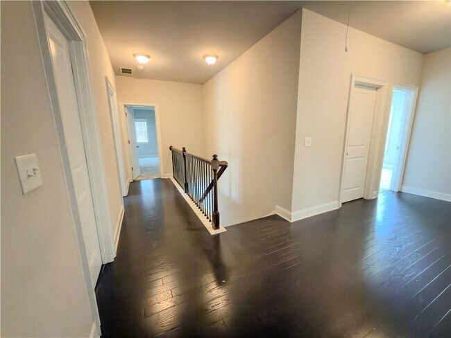 Foto del edificio - 4844 Albany Wy