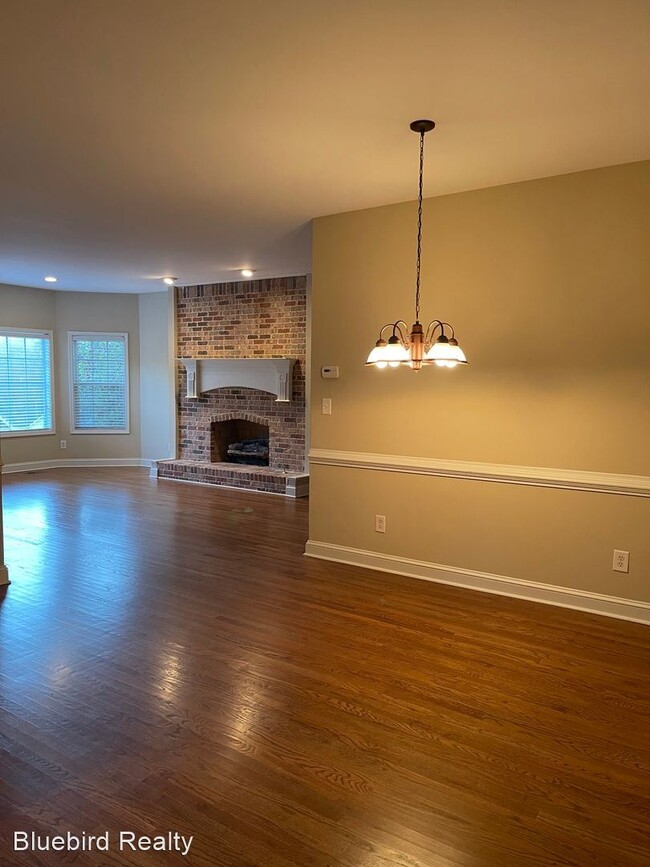 Building Photo - 3 br, 2 bath House - 174 Alexander Drive