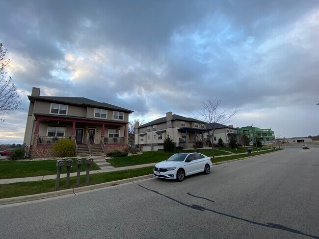Foto del edificio - 102 Wind Stone Dr