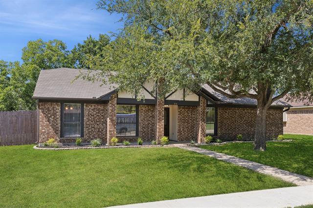 Building Photo - 916 Baxter Dr