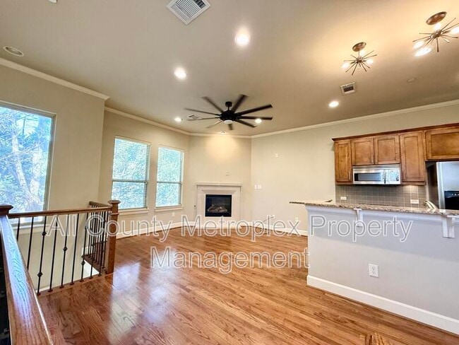 Foto del edificio - 7333 Valley View Ln