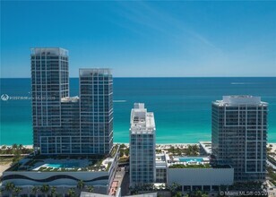Building Photo - 6801 Collins Ave
