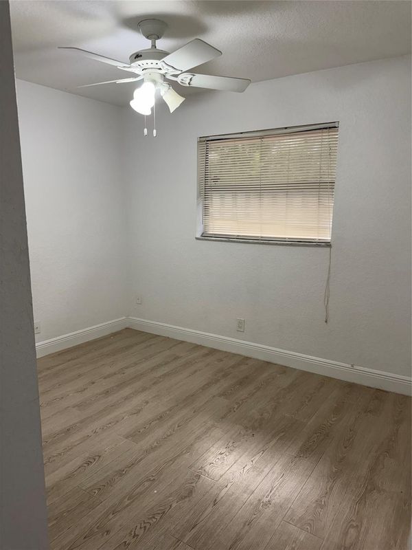 Foto del edificio - 10630 NW 2nd Pl