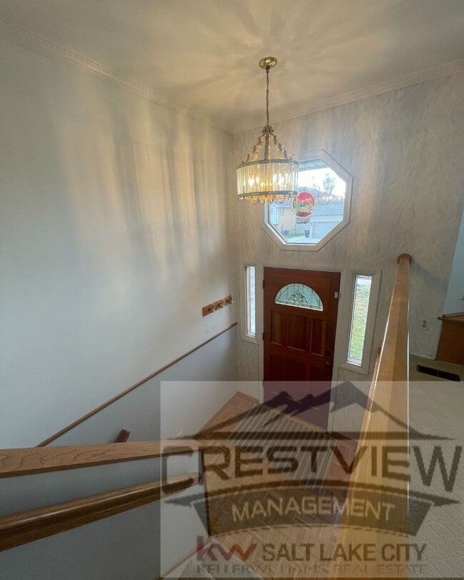 Foto del edificio - Charming East Sandy Home in a Prime Location