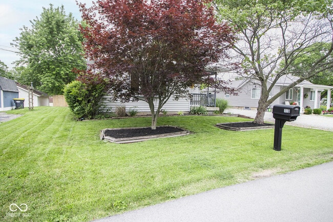 Foto del edificio - 113 E Indiana Ave