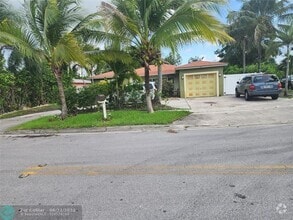 Building Photo - 5385 SW 8th Ct