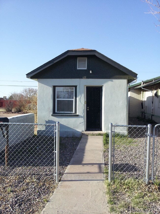 428 17th St, Douglas, AZ 85607 House for Rent in Douglas, AZ