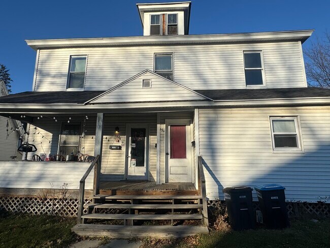 Foto del edificio - 150 Linden St