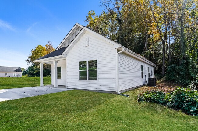 Building Photo - 219 Claudette Dr, Gastonia, NC