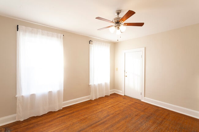 Living Room - 300 E 32nd St
