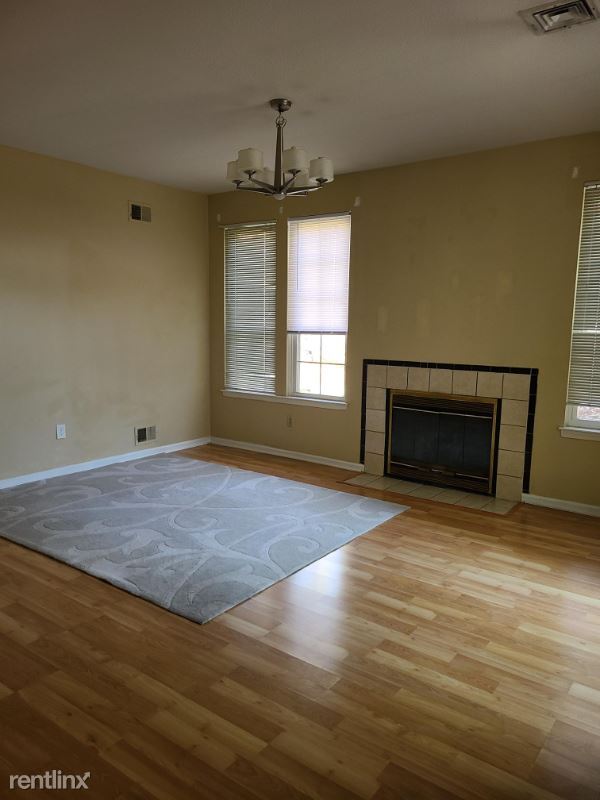 Building Photo - 2 br, 2.5 bath Townhome - 46 Pheasant Broo...