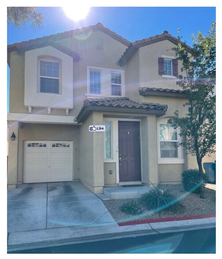 Quiet single family home in mountains edge - 7709 Pista Way