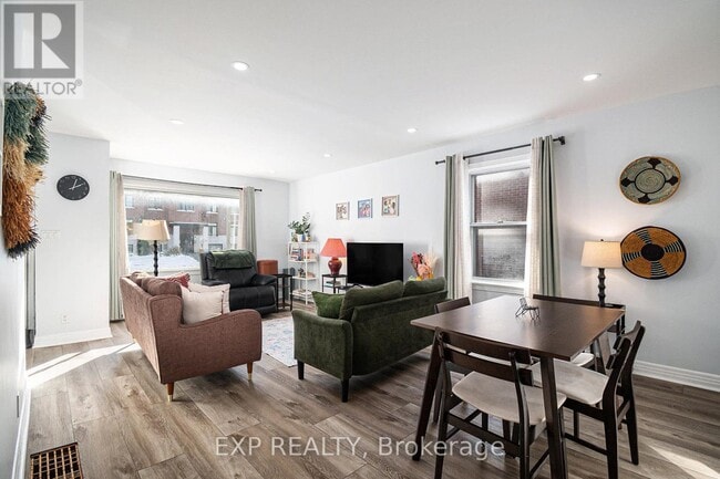 Photo du bâtiment - 329 Donald St