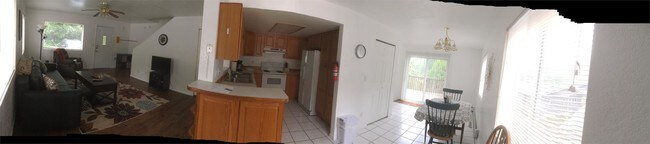 Foto del edificio - 601-721 Deermount St