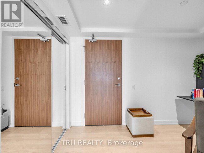 Building Photo - 70 Queens Wharf Rd
