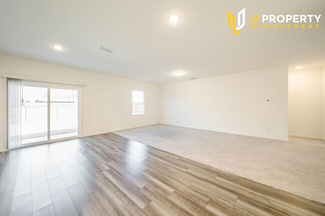 Foto del edificio - 808 Juniper St