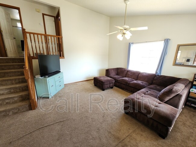 Building Photo - 2622 Oxford Cir