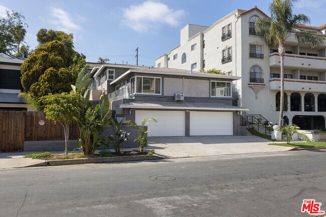 Foto del edificio - 7131 Ramsgate Ave
