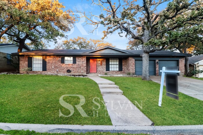 Photo - 2316 Charred Wood Dr (Arlington, TX)