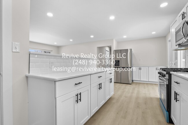 Foto del edificio - 32112 Pembroke St