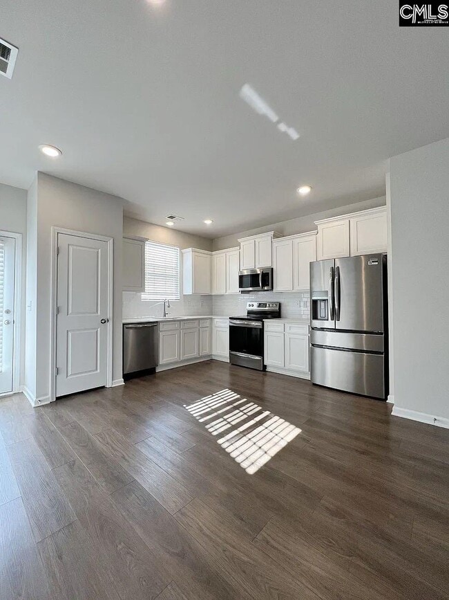 Foto del edificio - 199 Kitti Wake Dr