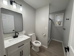 Building Photo - 287 Pierce St