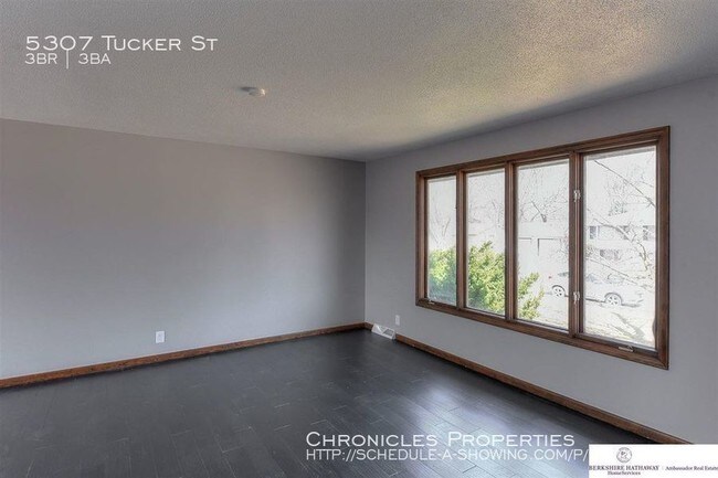 Foto del edificio - 5307 Tucker St