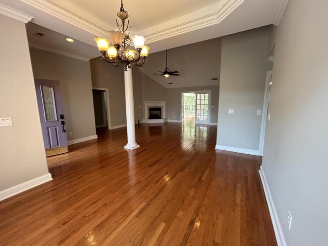 Building Photo - 606 Viceroy Ct