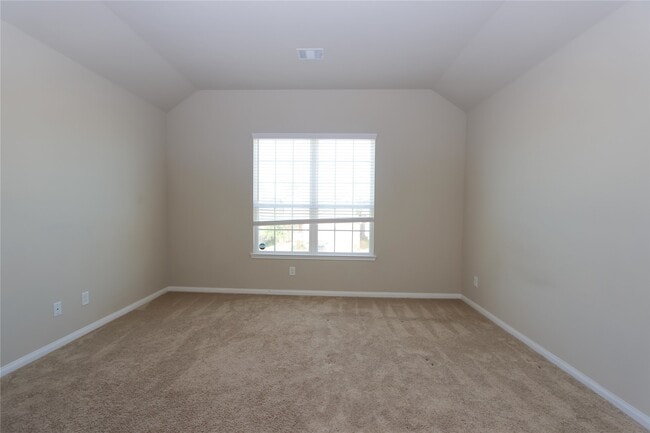 Building Photo - 24527 Lorenzo Glaze Trail