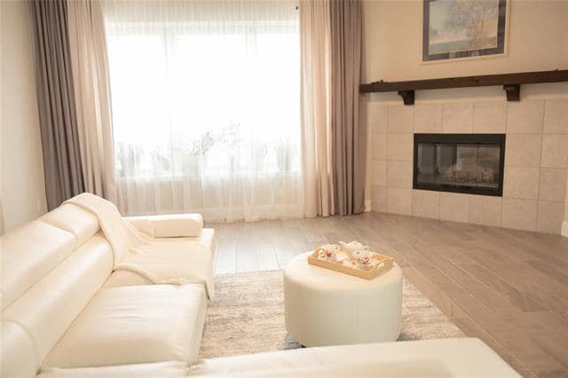 Foto del edificio - 4147 Lagoon Pl