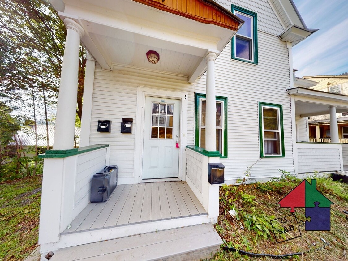 Primary Photo - 34 Highland Ave