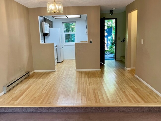 Building Photo - Spacious 2-Bed, 1.5-Bath Home with Firepla...