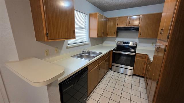 Foto del edificio - 900 Meadow Cir N
