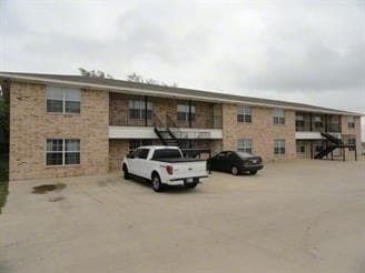 Building Photo - 700 S Amy Ln
