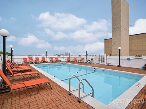 Foto del edificio - 1530 Beacon St