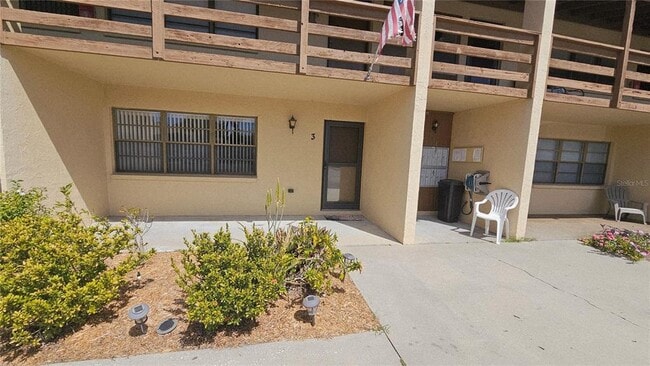 Building Photo - 8 Quails Run Blvd