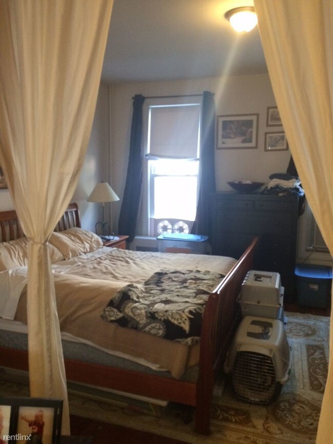 Foto del edificio - 1 br, 1 bath Apartment - 3091 41st St