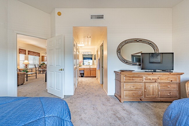 Foto del edificio - 1924 W Demetrie Loop