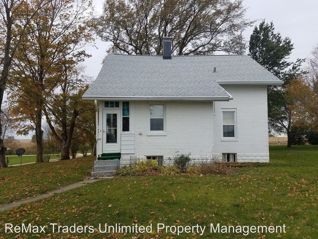 Building Photo - 22702 N Cemetery Rd