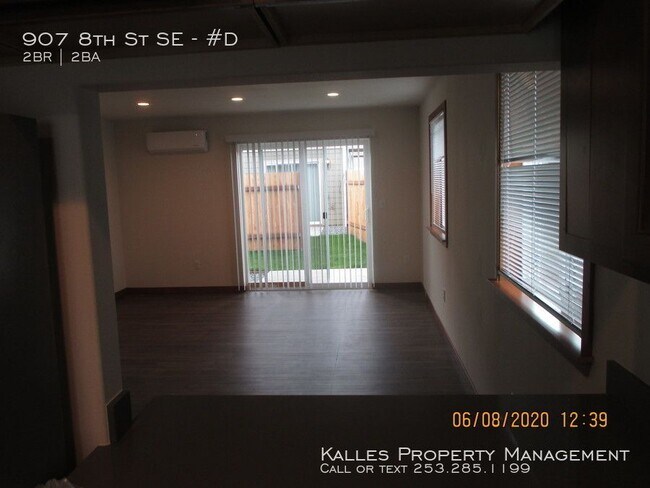 Foto del edificio - 907 8th St SE