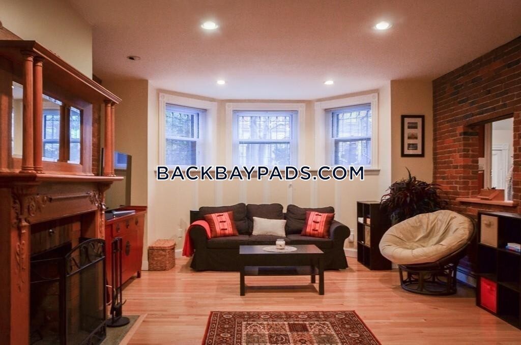 Primary Photo - 21 Marlborough St