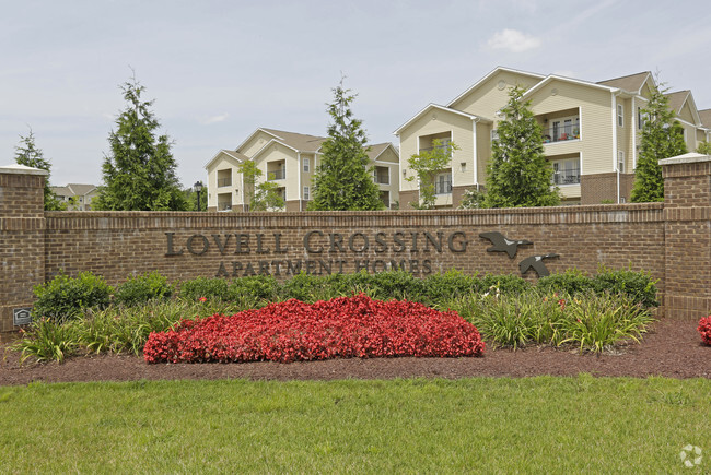 Lovell Crossing Apartments LLC - Lovell Crossing Apartments