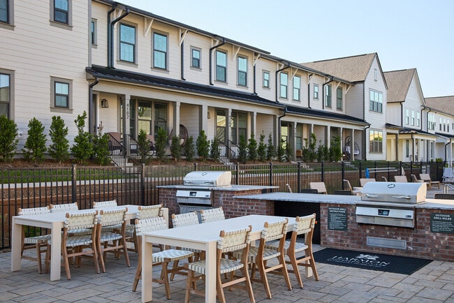 Foto del edificio - HARMON Jefferson Village by Crescent Communities