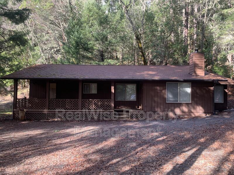 7190 Deer Creek Rd, Selma, OR 97538 House Rental in Selma, OR